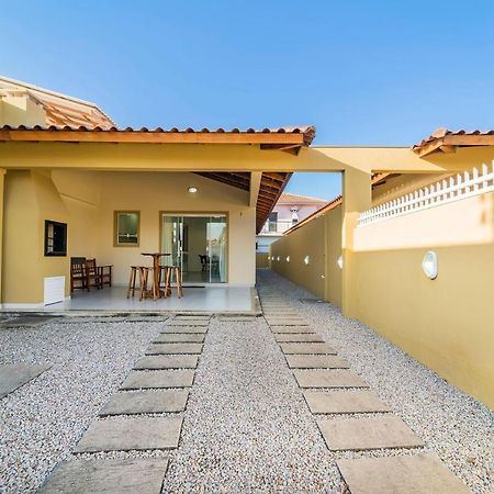 Casa Terrea Com 02 Dormitorios บอมบินญัส ภายนอก รูปภาพ
