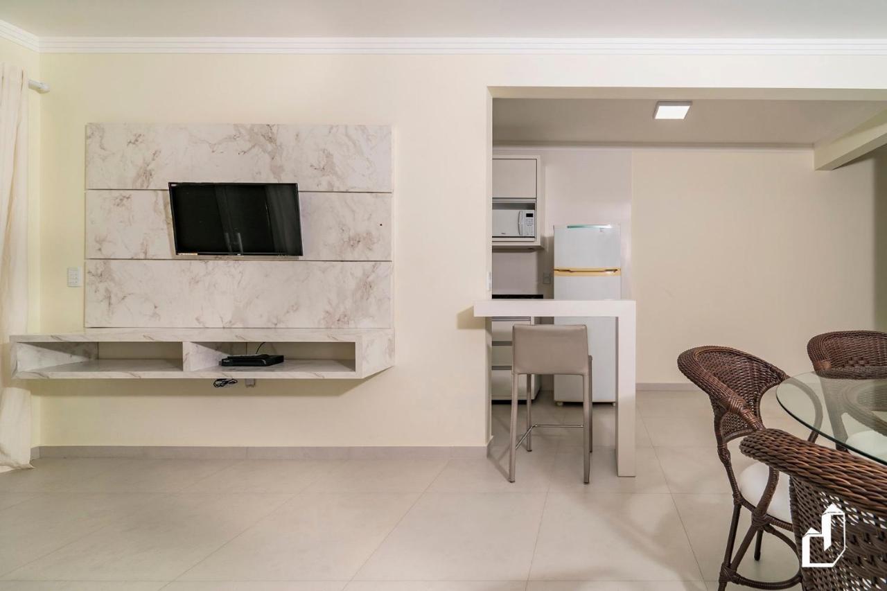 Casa Terrea Com 02 Dormitorios บอมบินญัส ภายนอก รูปภาพ